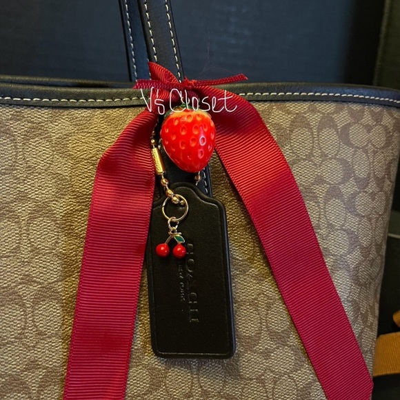 ❤️SOLD❤️❤️❤️Coach Tote Set - Picture 6 of 11